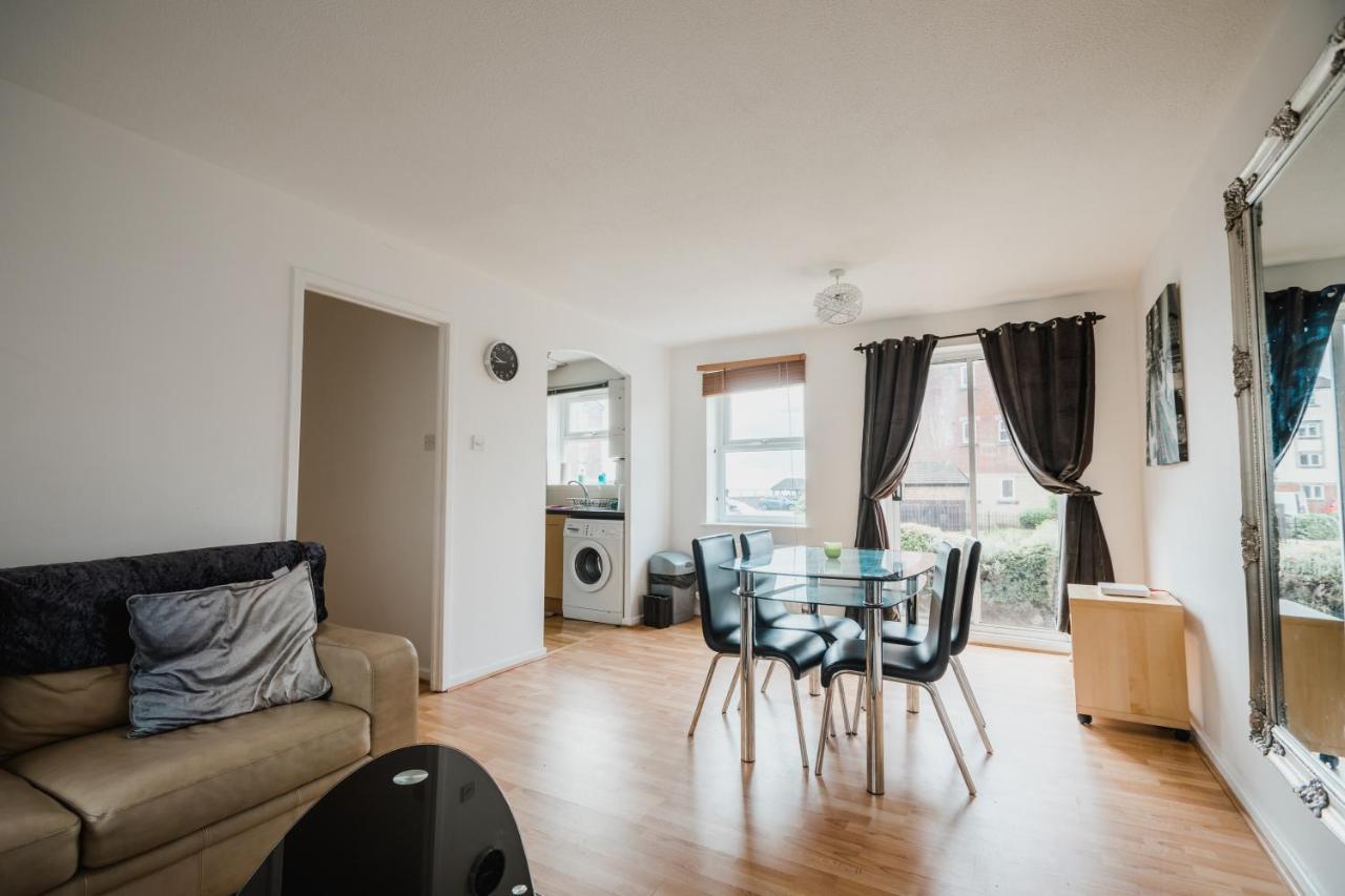 Appartamento Hullidays Victora Dock- Refurbished 2024 Kingston upon Hull Esterno foto