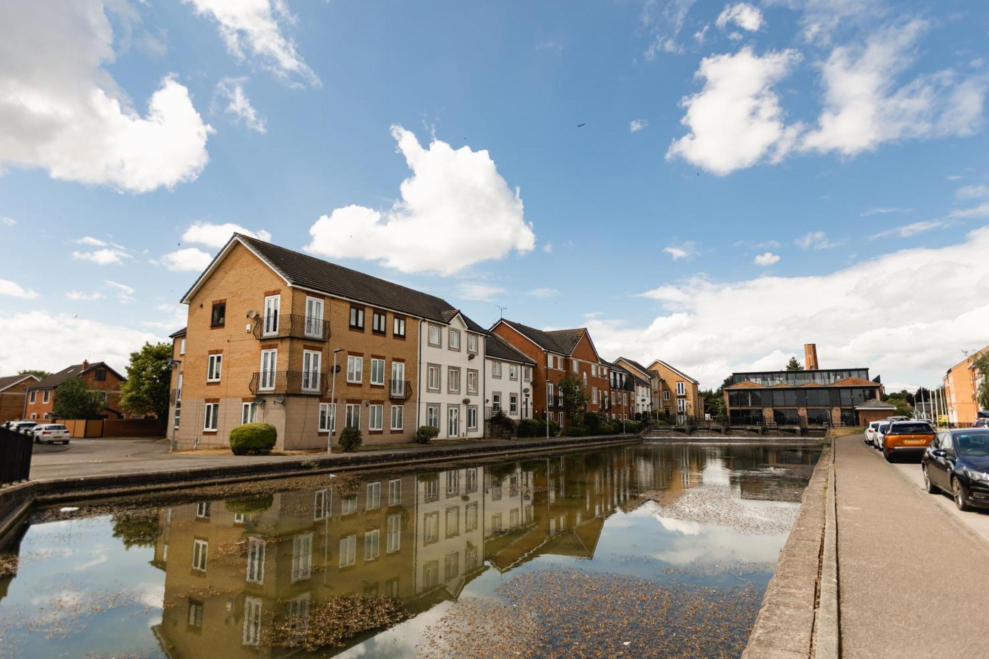 Appartamento Hullidays Victora Dock- Refurbished 2024 Kingston upon Hull Esterno foto
